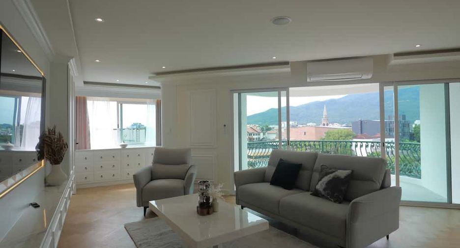 For sale 3 bedrooms condo in Mueang Chiang Mai, Chiang Mai