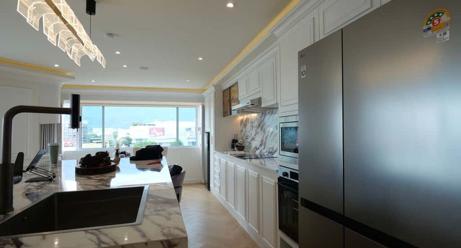 For sale 3 bedrooms condo in Mueang Chiang Mai, Chiang Mai