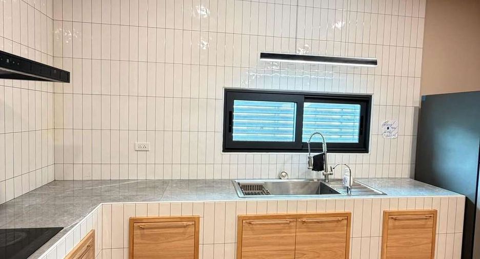 For rent 4 bedrooms house in Hang Dong, Chiang Mai