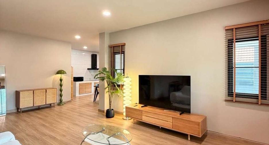 For rent 4 bedrooms house in Hang Dong, Chiang Mai
