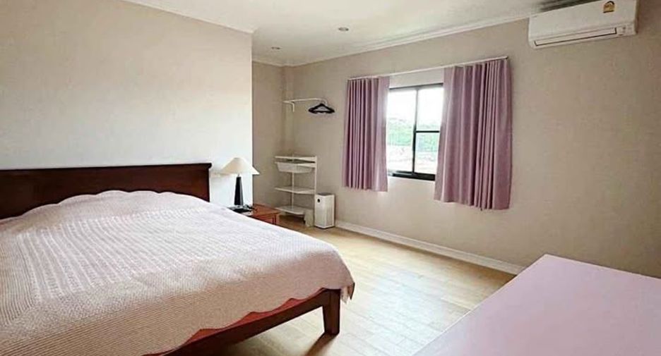 For rent 4 bedrooms house in Mae Rim, Chiang Mai