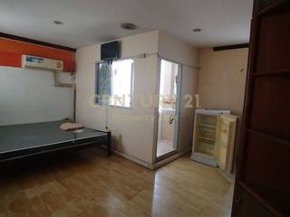 For sale 4 bedrooms house in Din Daeng, Bangkok