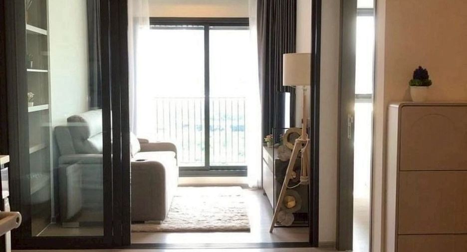 Condo en alquiler de 1 habitaciones en Huai Khwang, Bangkok