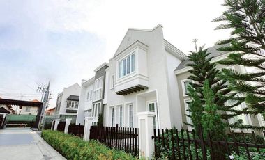 For sale 4 bedrooms house in Bang Khae, Bangkok