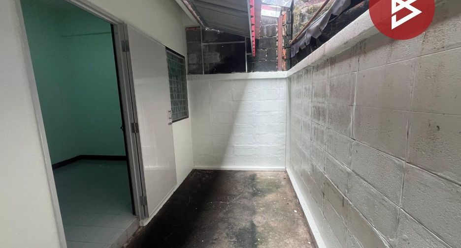 Casa adosada en venta de 2 habitaciones en Bang Pakong, Chachoengsao