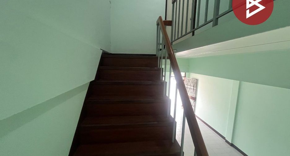 Casa adosada en venta de 2 habitaciones en Bang Pakong, Chachoengsao