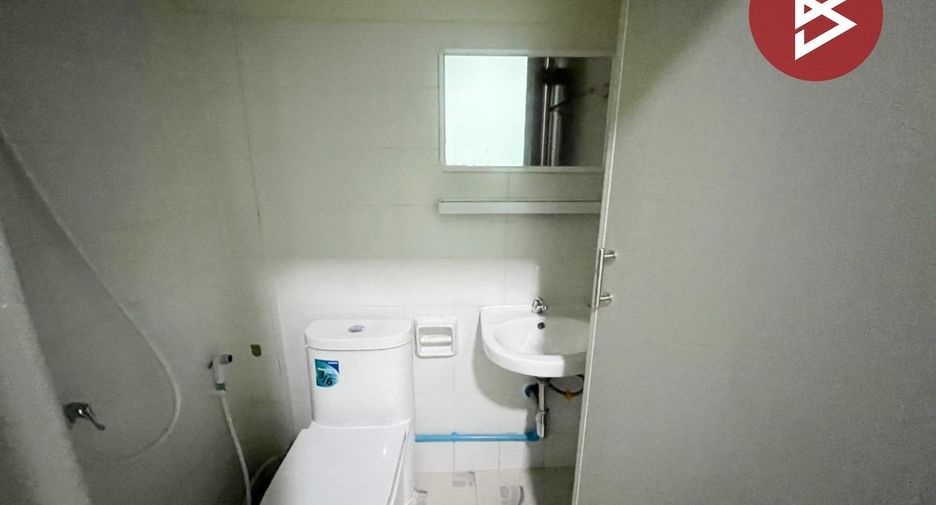 Casa adosada en venta de 2 habitaciones en Bang Pakong, Chachoengsao