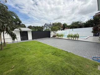À vendre 5 chambres villa à Bang Lamung, Chonburi