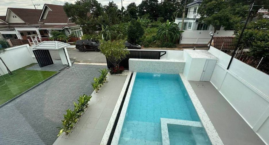 À vendre 5 chambres villa à Bang Lamung, Chonburi