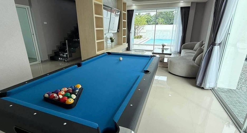 À vendre 5 chambres villa à Bang Lamung, Chonburi