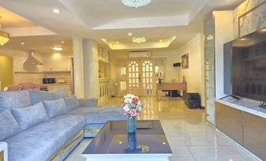 For rent 4 bedrooms villa in Bang Lamung, Chonburi