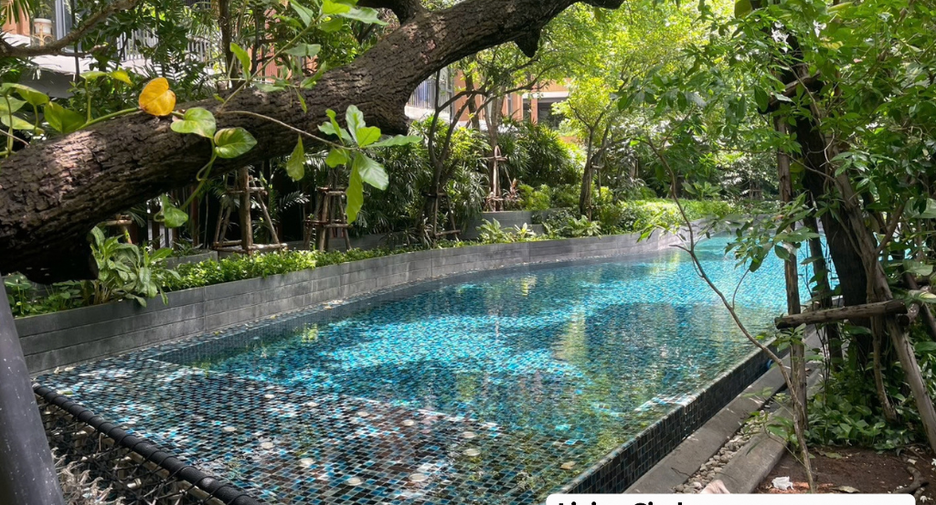 Wohnung zur Miete und zum Kauf mit 2 Zimmer in Suan Luang, Bangkok