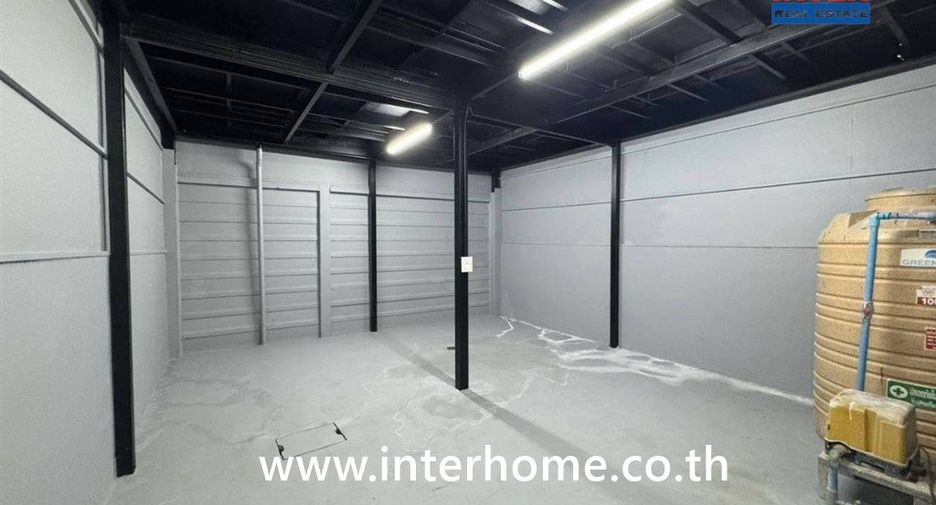 For sale 1 bed retail Space in Thung Khru, Bangkok