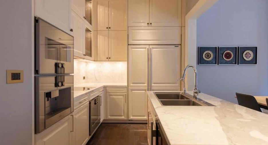 For sale and for rent 3 bedrooms condo in Pathum Wan, Bangkok