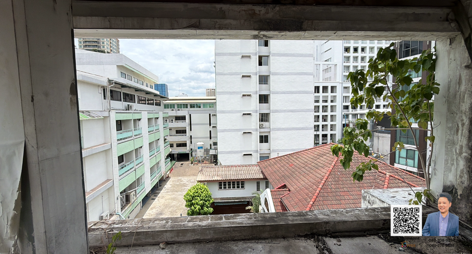 For sale land in Watthana, Bangkok