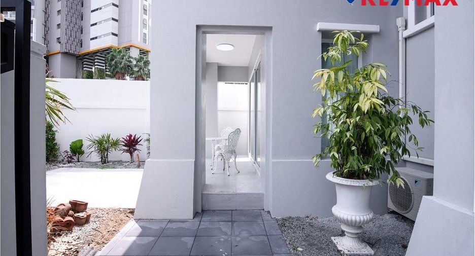À vendre 4 chambres maison à Jomtien, Pattaya