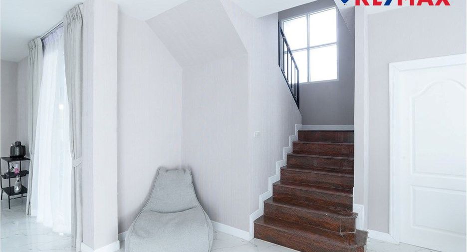 À vendre 4 chambres maison à Jomtien, Pattaya