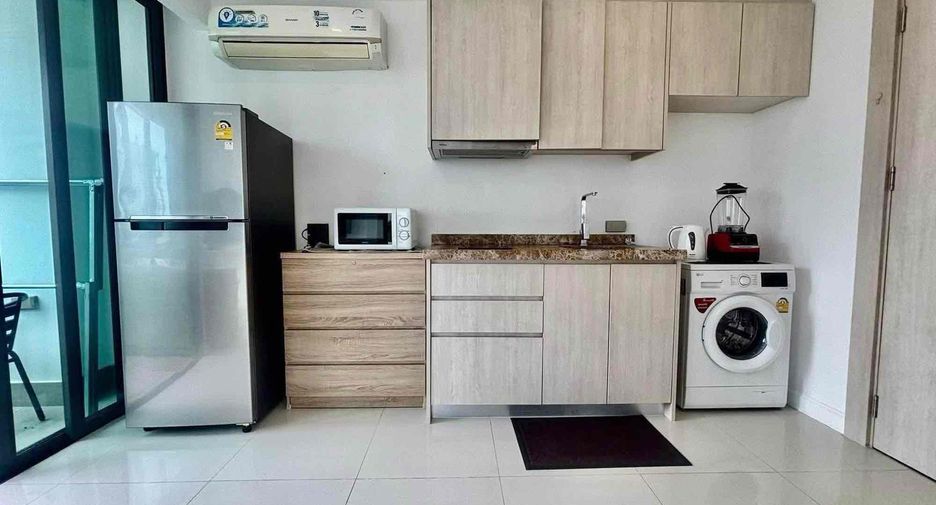 For rent 2 bedrooms condo in Bang Lamung, Chonburi