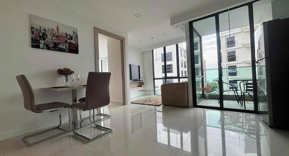 For rent 2 bedrooms condo in Bang Lamung, Chonburi