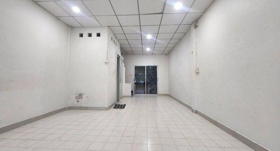 For sale 2 bedrooms townhouse in Bang Bua Thong, Nonthaburi