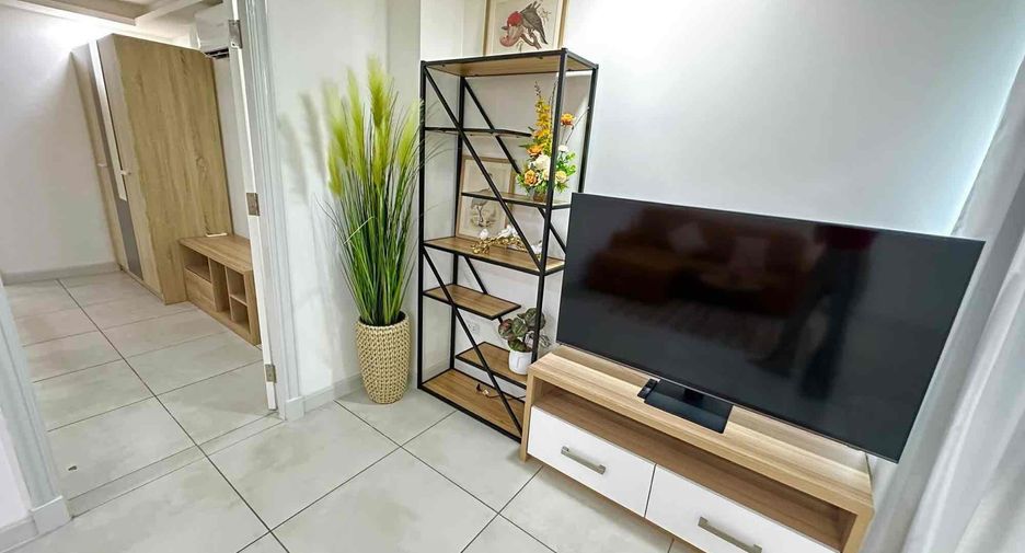 Condo en alquiler de 1 habitaciones en Bang Lamung, Chonburi