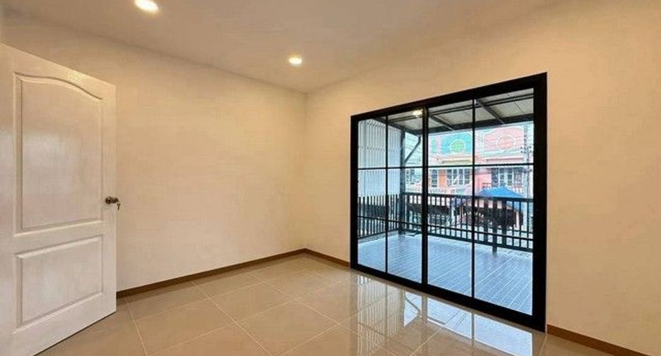 À vendre 2 chambres maison de ville à Bang Bua Thong, Nonthaburi