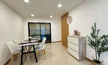 À vendre 2 chambres maison de ville à Bang Bua Thong, Nonthaburi