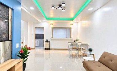À vendre 3 chambres maison de ville à Sai Noi, Nonthaburi