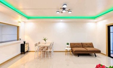 À vendre 3 chambres maison de ville à Sai Noi, Nonthaburi