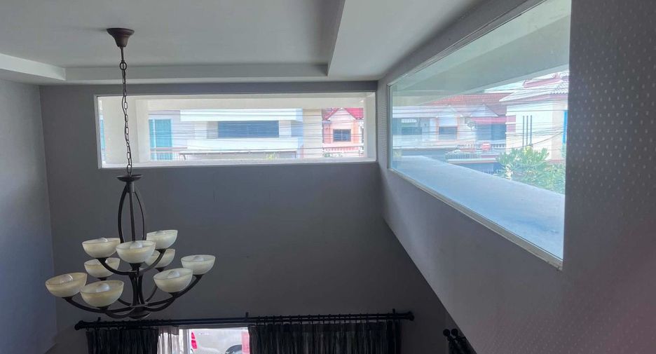 For sale 4 bedrooms house in San Sai, Chiang Mai