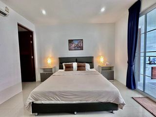 For rent 4 bedrooms villa in Bang Lamung, Chonburi
