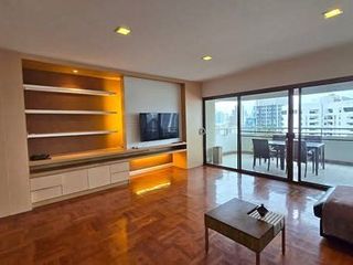 Condo en alquiler de 3 habitaciones en Watthana, Bangkok