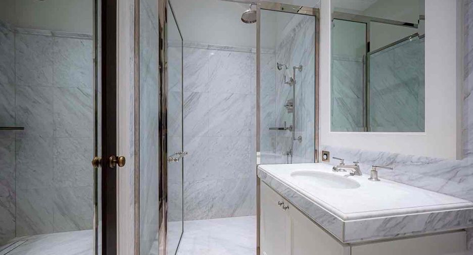 For sale and for rent 3 bedrooms condo in Pathum Wan, Bangkok