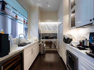 For sale and for rent 3 bedrooms condo in Pathum Wan, Bangkok