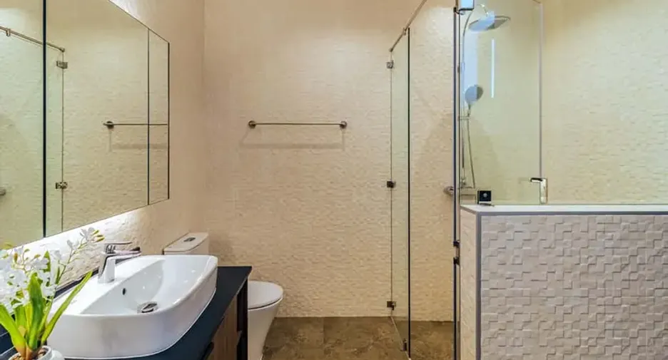 Villa zum Kauf mit 5 Zimmer in Hang Dong, Chiang Mai