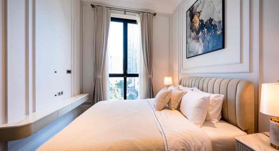 For rent 2 bedrooms condo in Pathum Wan, Bangkok