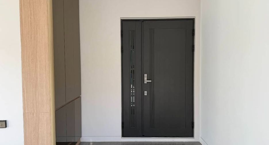 For rent 4 bedrooms house in Bang Phli, Samut Prakan