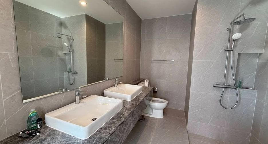 For rent 4 bedrooms house in Bang Phli, Samut Prakan
