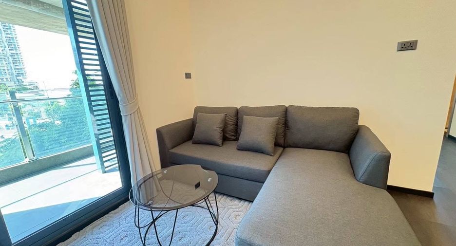 For rent 2 bedrooms condo in Yan Nawa, Bangkok