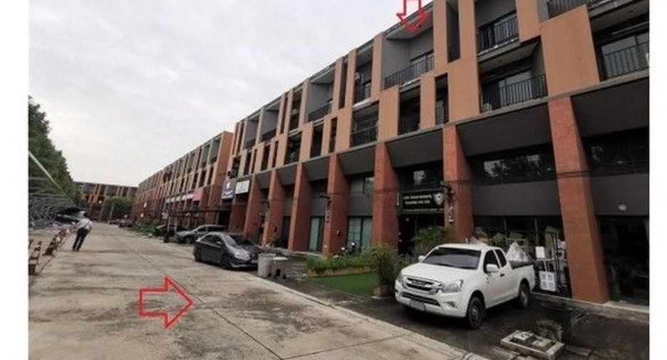 For sale 1 bed retail Space in Nong Khaem, Bangkok