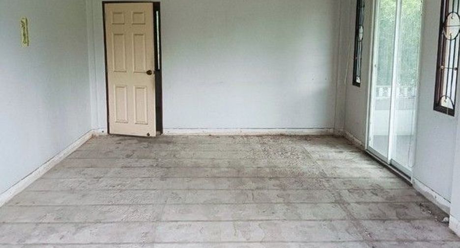 For sale 1 bed house in Ban Bueng, Chonburi