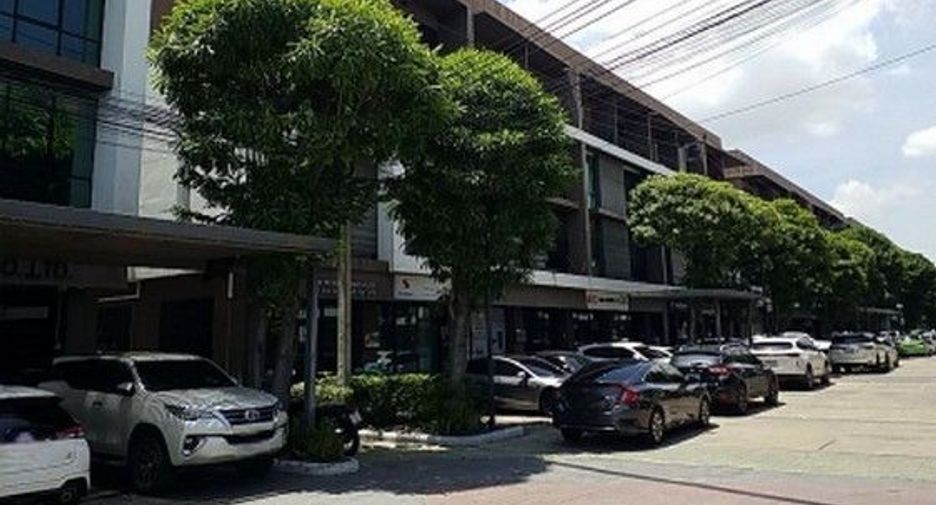 For sale 1 bed retail Space in Prawet, Bangkok