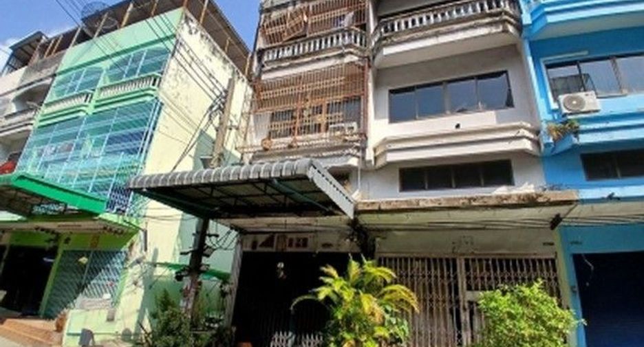 ขาย 4 ห้องนอน พื้นที่ค้าปลีก ใน หนองแขม, กรุงเทพฯ