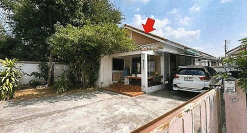 For sale 1 bed house in Ban Bueng, Chonburi