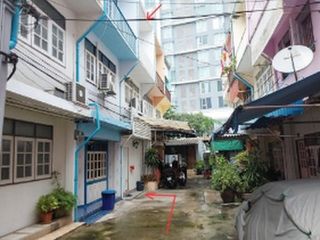 For sale 2 bedrooms retail Space in Bang Phlat, Bangkok