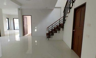 À vendre 1 chambre maison à Ratchathewi, Bangkok