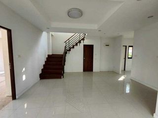 For sale 1 bed house in Ratchathewi, Bangkok