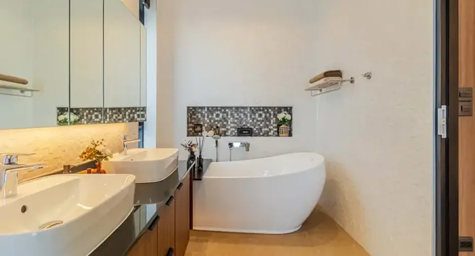 For sale 4 bedrooms villa in Mueang Chiang Mai, Chiang Mai