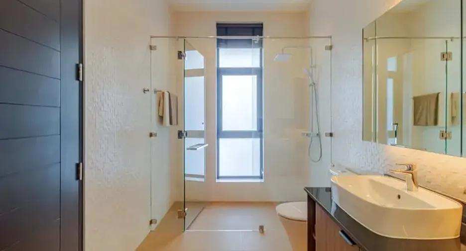 For sale 4 bedrooms villa in Mueang Chiang Mai, Chiang Mai