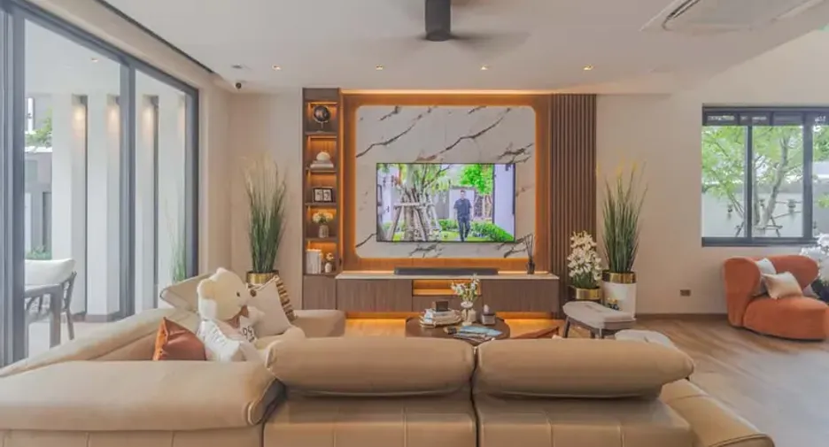 For sale 4 bedrooms villa in Mueang Chiang Mai, Chiang Mai